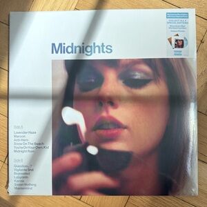 Midnights: Moonstone Blue Edition Vinyl with Hand Signed Photo